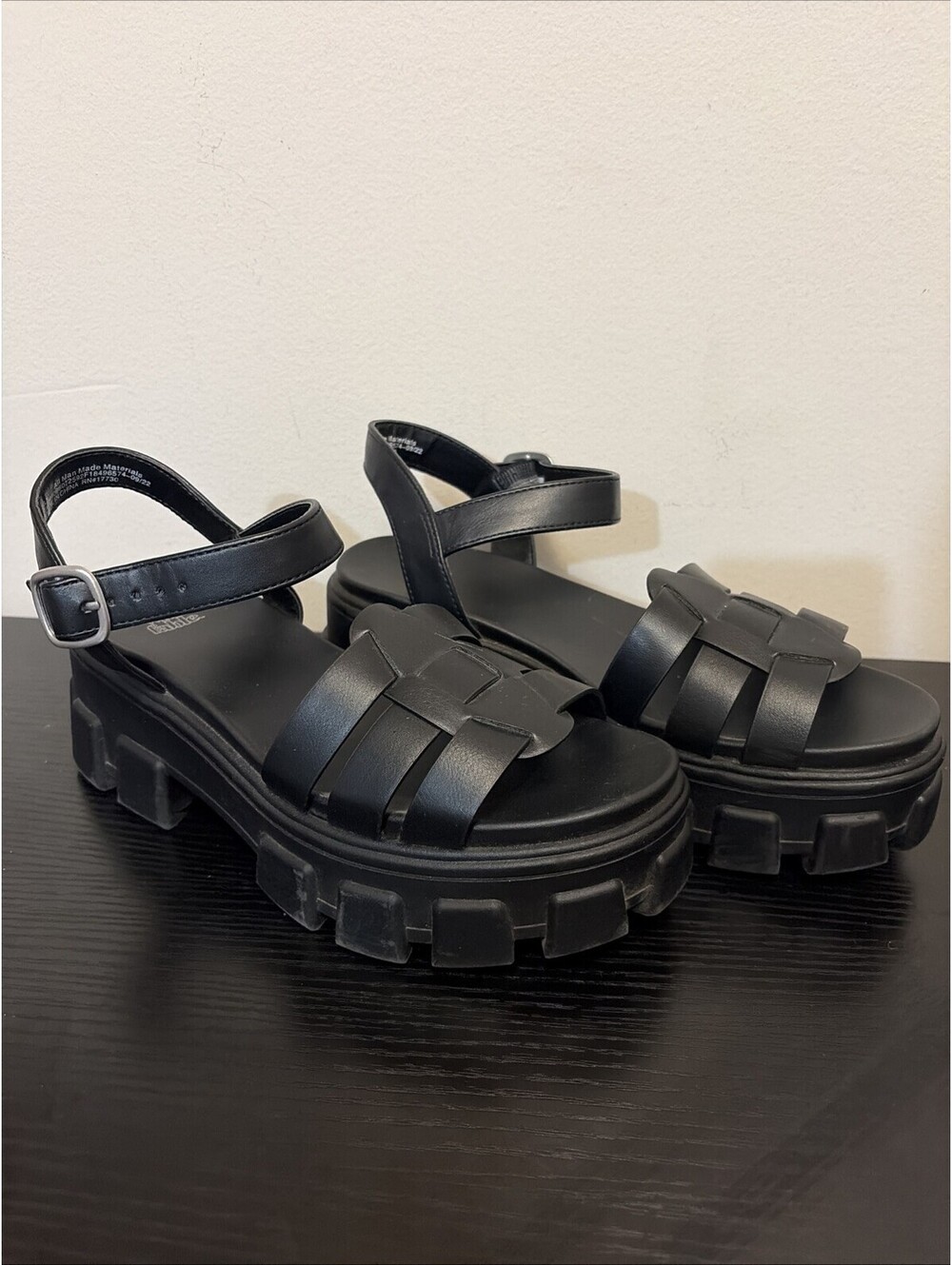 Wild Fable Women's Black Platform Avril Fisherman Chunky Sandals Size 6.5